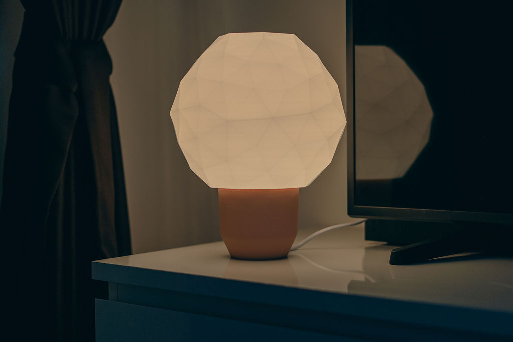 Lampa Poly în interior modern