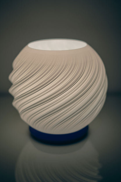 Lampa Orbe design sferic elegant