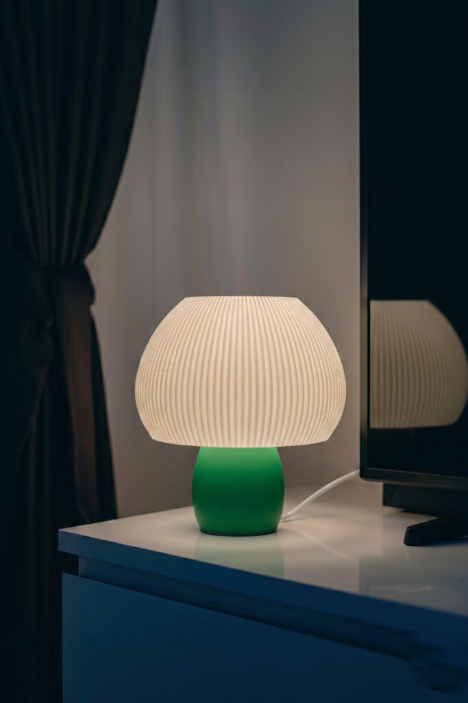 Lampa Nessino